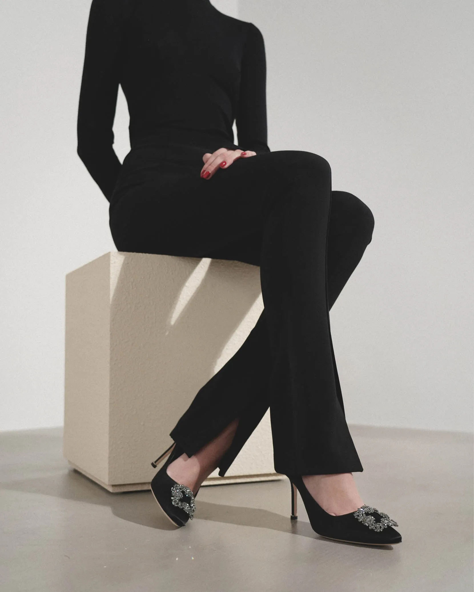 Hangisi 90 black satin pumps